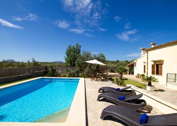 Beautiful In Port By Renthousing Villa