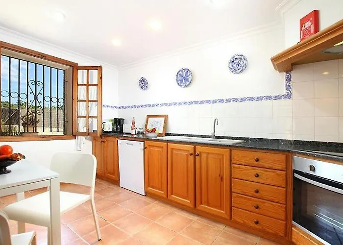 Beautiful In Port By Renthousing Pollença